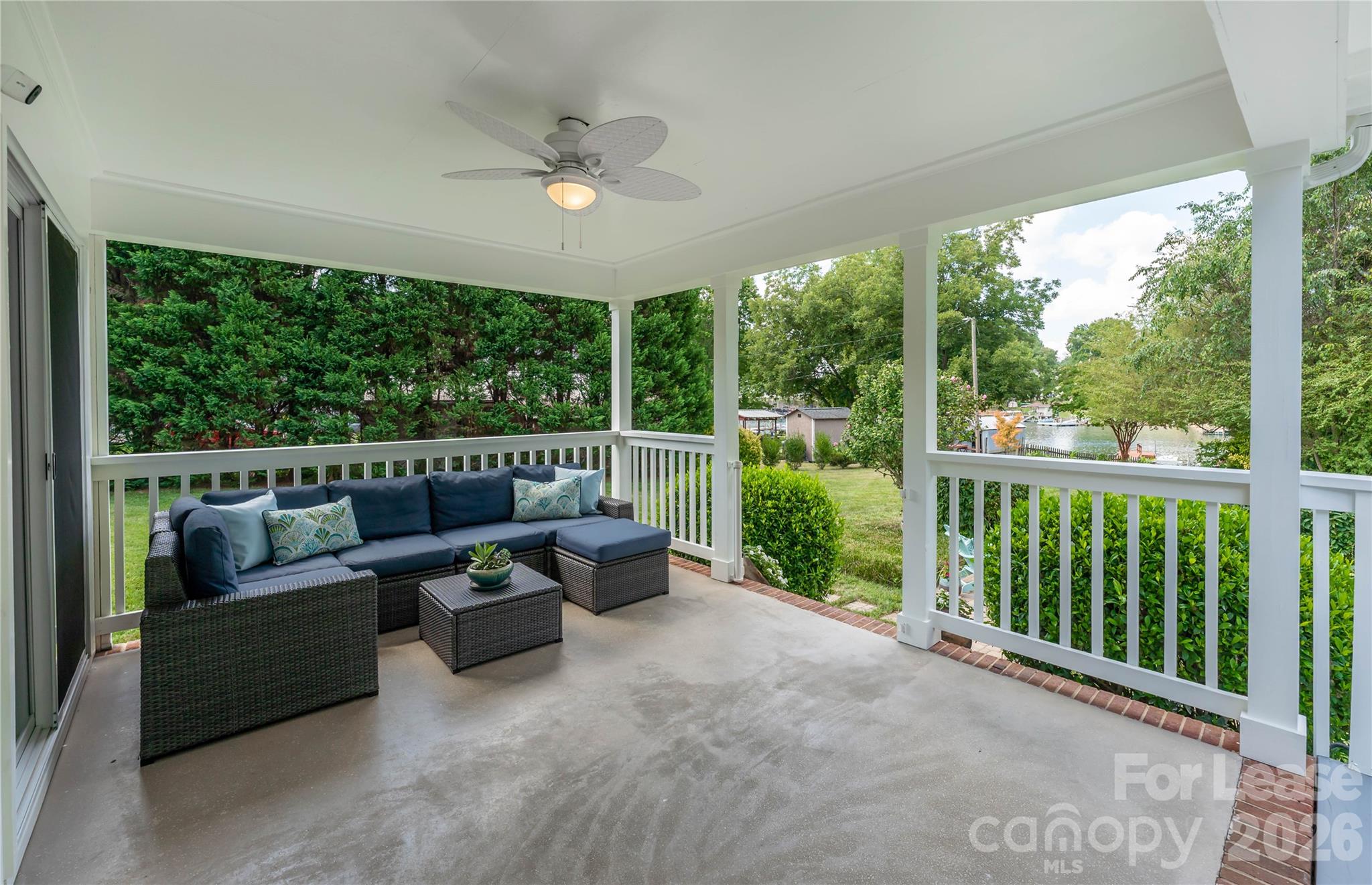 108 Surfside Lane Property Photo 24
