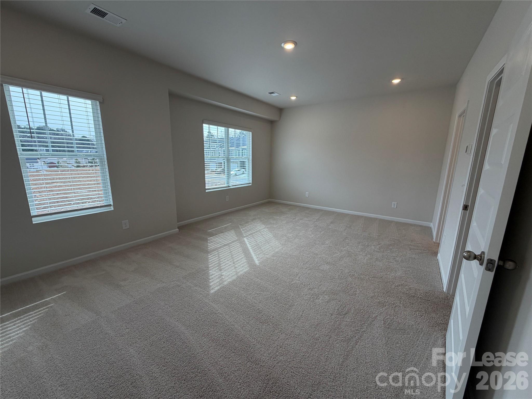 2529 Ruby Dixon Crossing Drive Property Photo 6