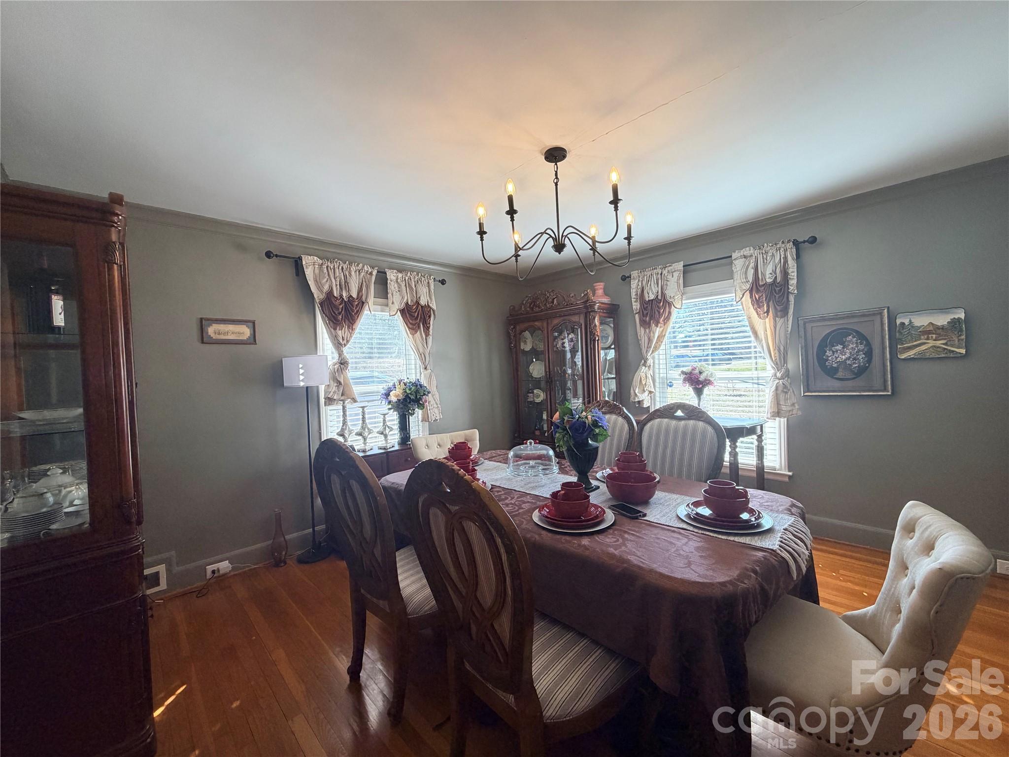 313 E Martin Street Property Photo 13