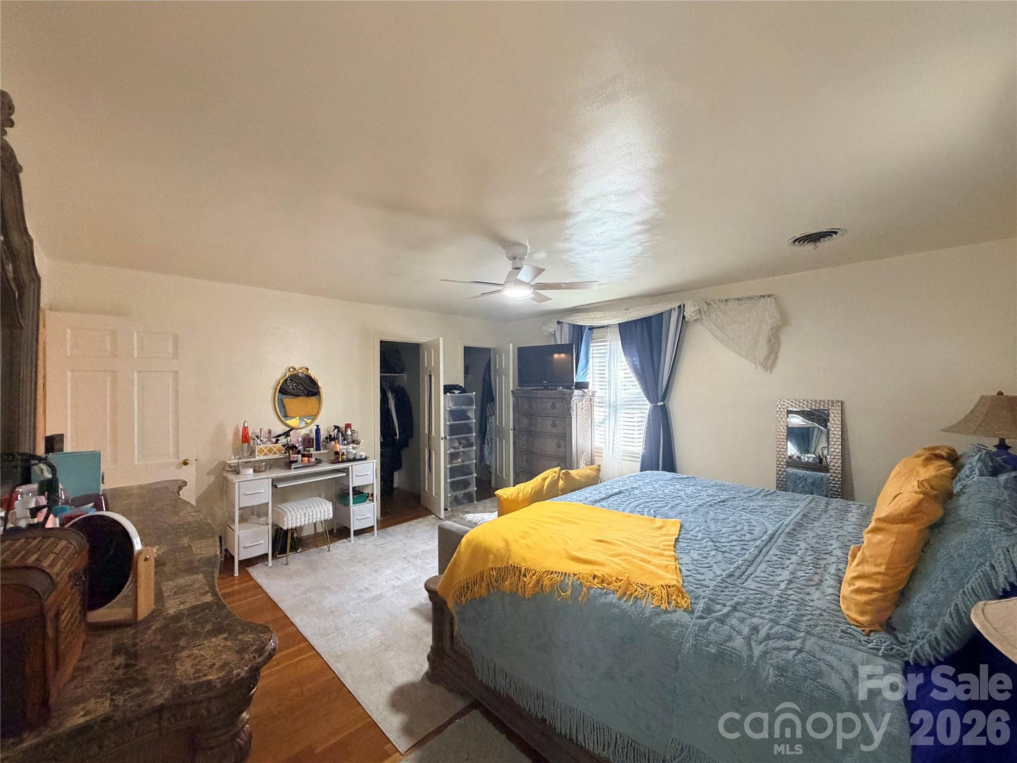 313 E Martin Street Property Photo 28