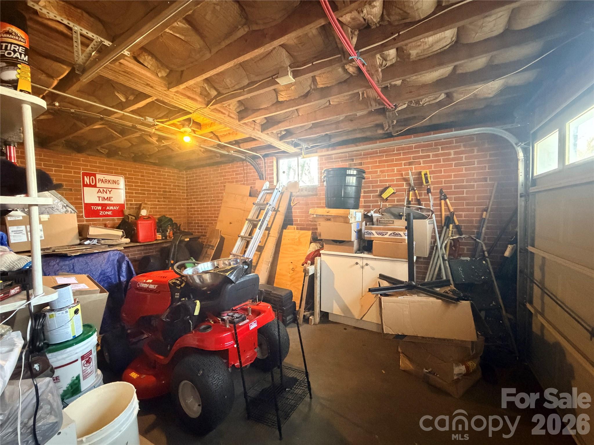 313 E Martin Street Property Photo 37