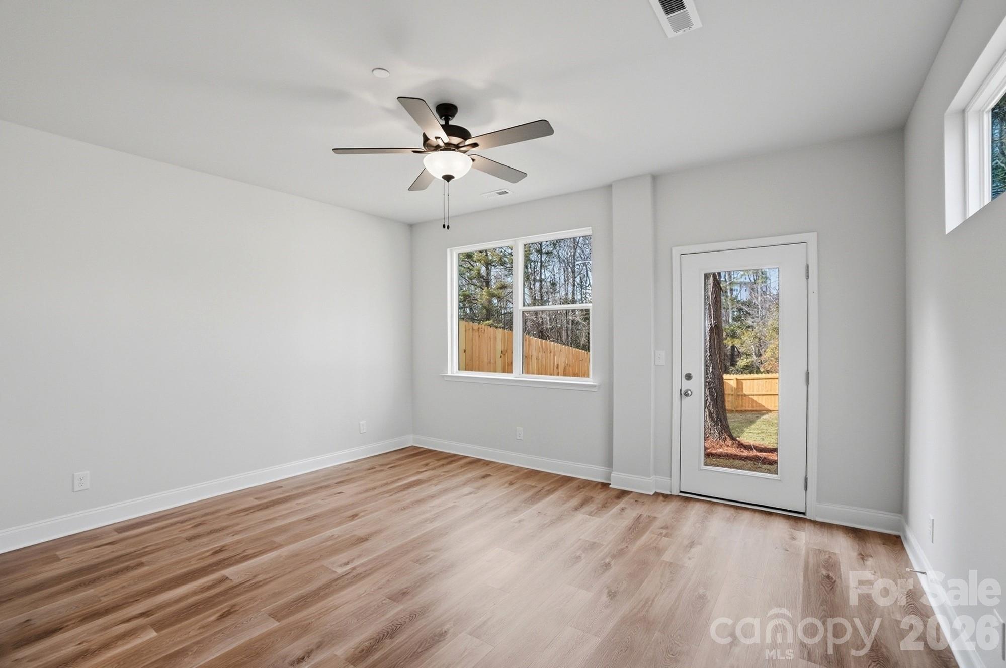 343 Gray Drive Property Photo 6