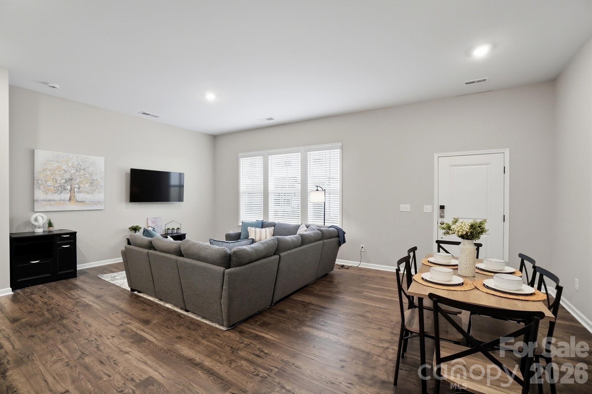 8928 Morning Mist Road Property Photo 4