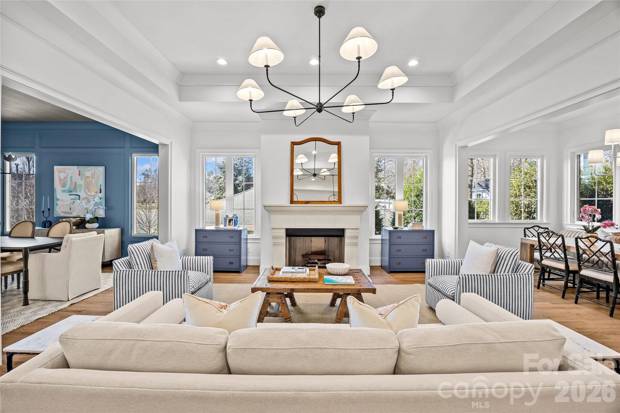 4715 Montclair Avenue Property Photo 8