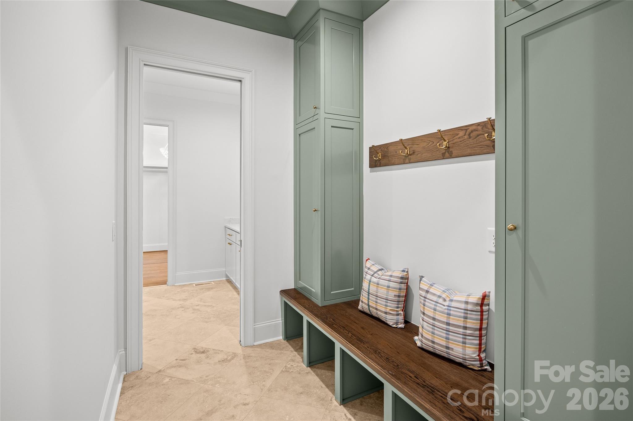 4715 Montclair Avenue Property Photo 25