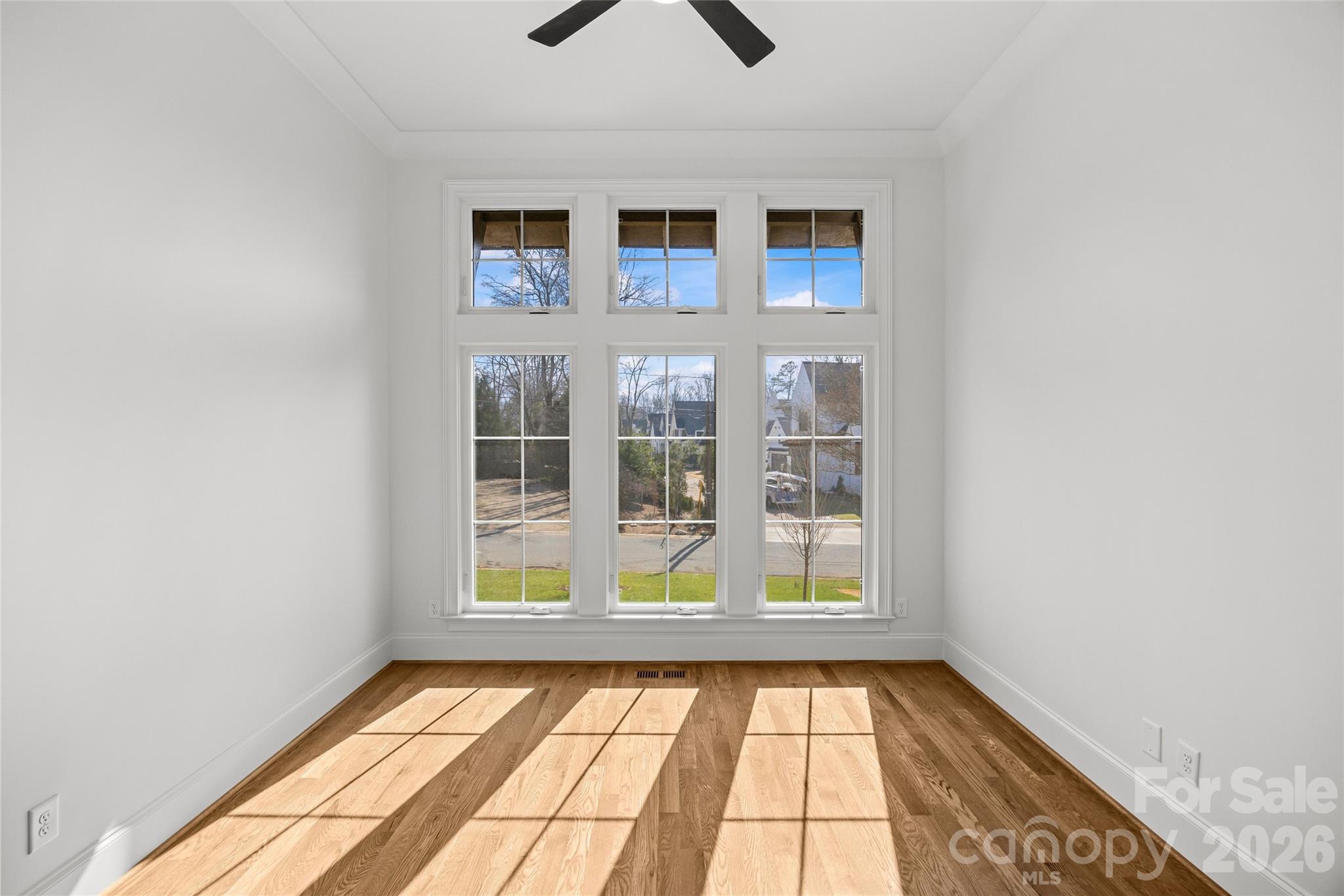 4715 Montclair Avenue Property Photo 27