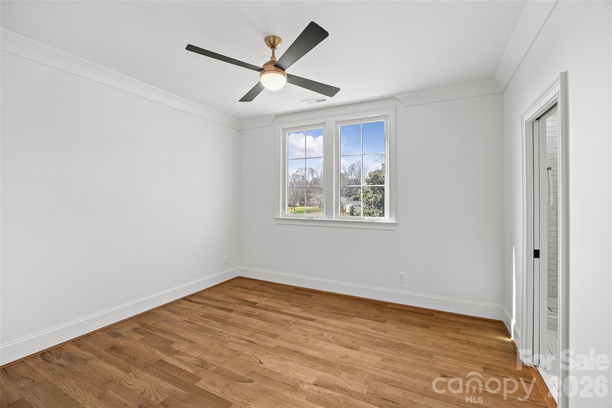 4715 Montclair Avenue Property Photo 32