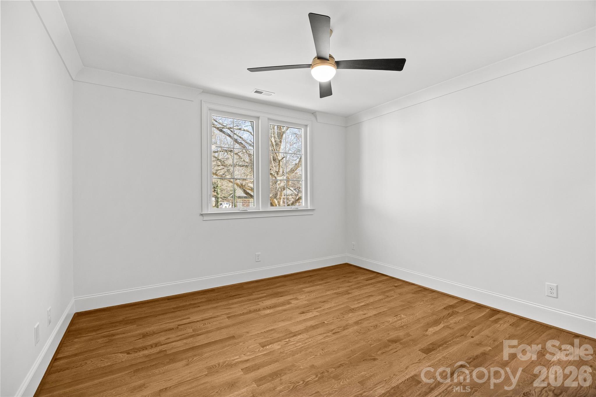 4715 Montclair Avenue Property Photo 40