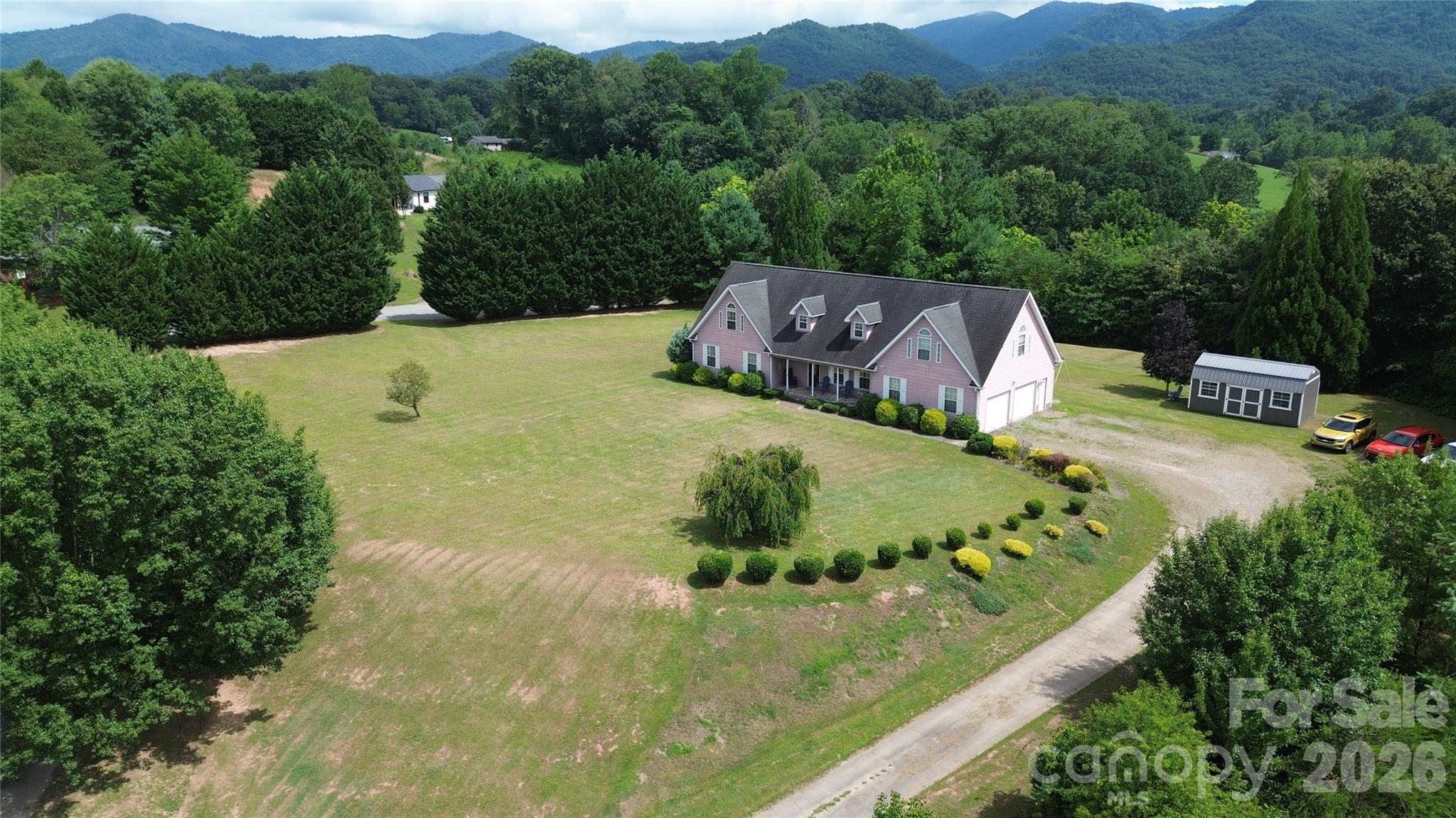 130 Crestview Street Property Photo 2
