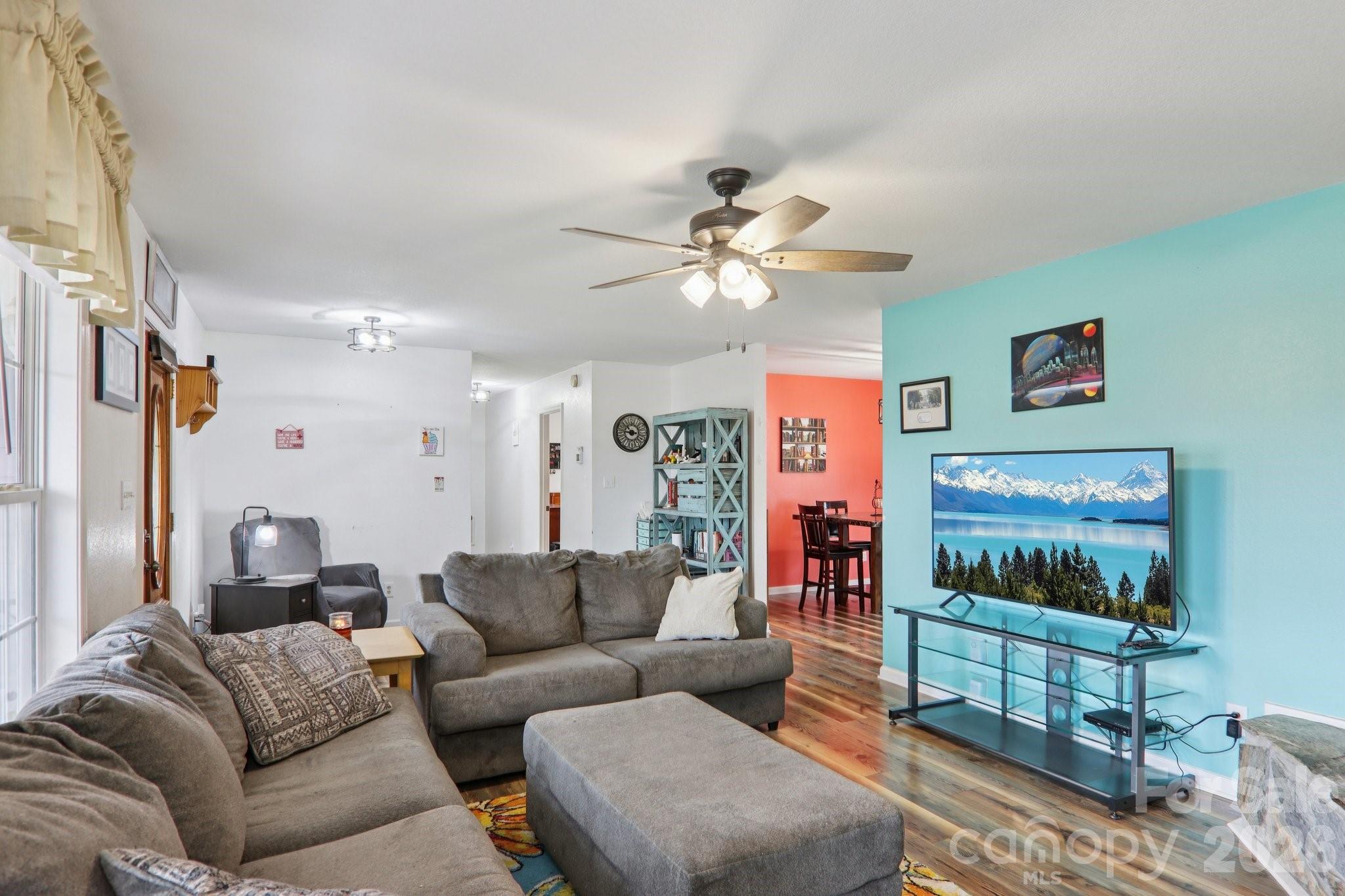 130 Crestview Street Property Photo 8
