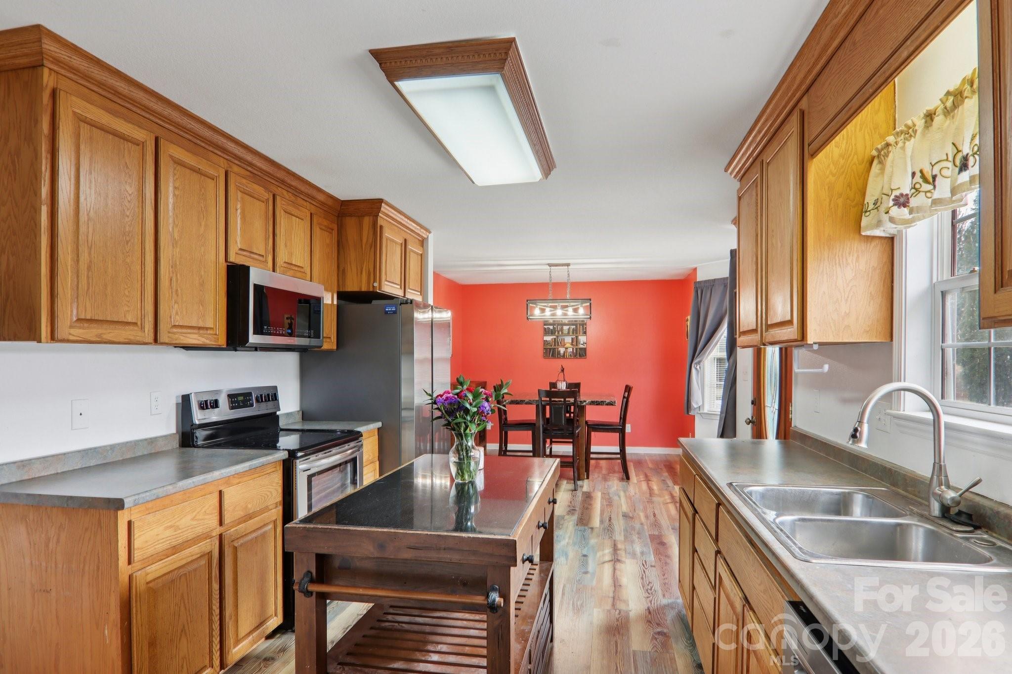 130 Crestview Street Property Photo 13