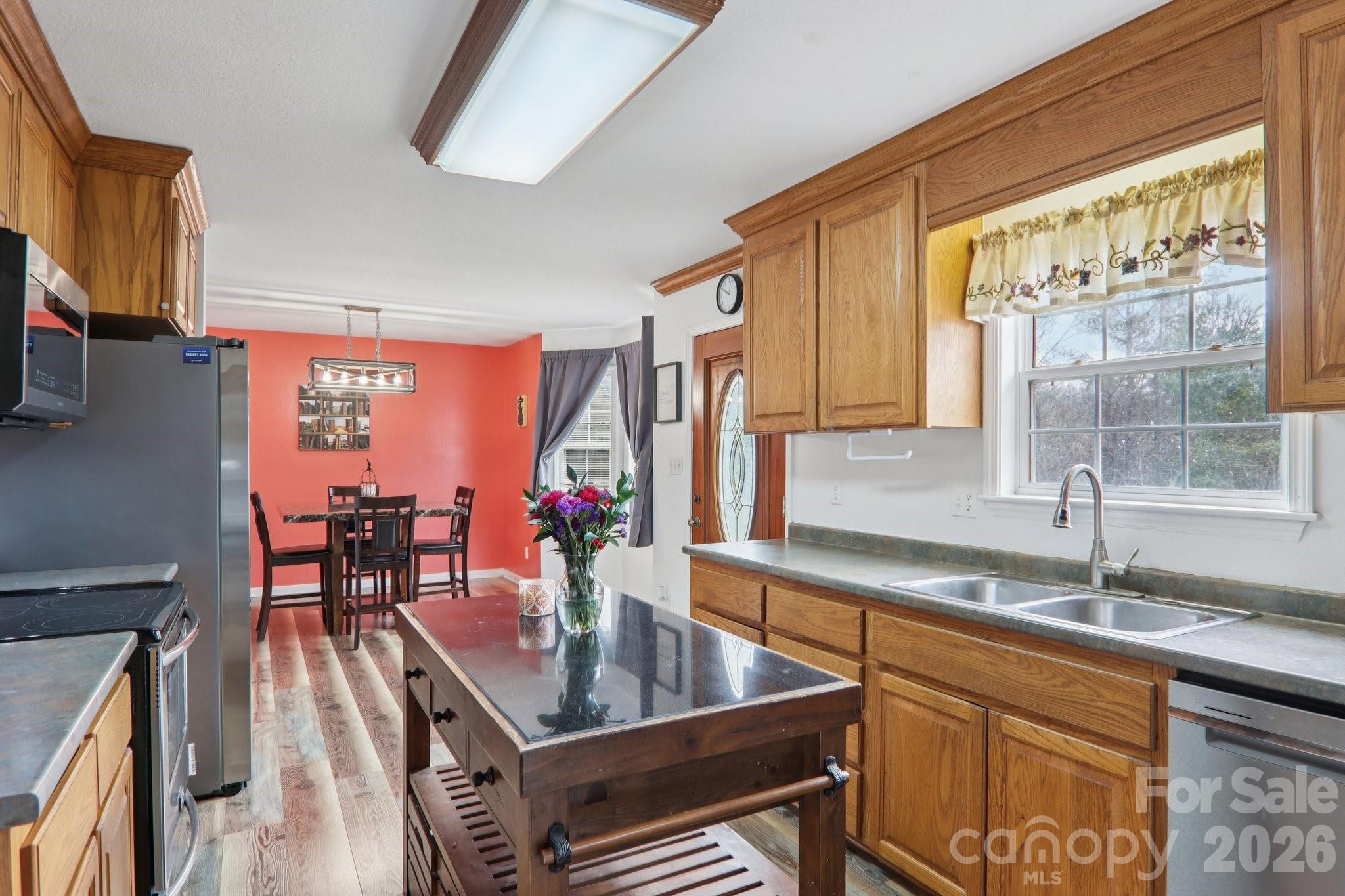 130 Crestview Street Property Photo 14