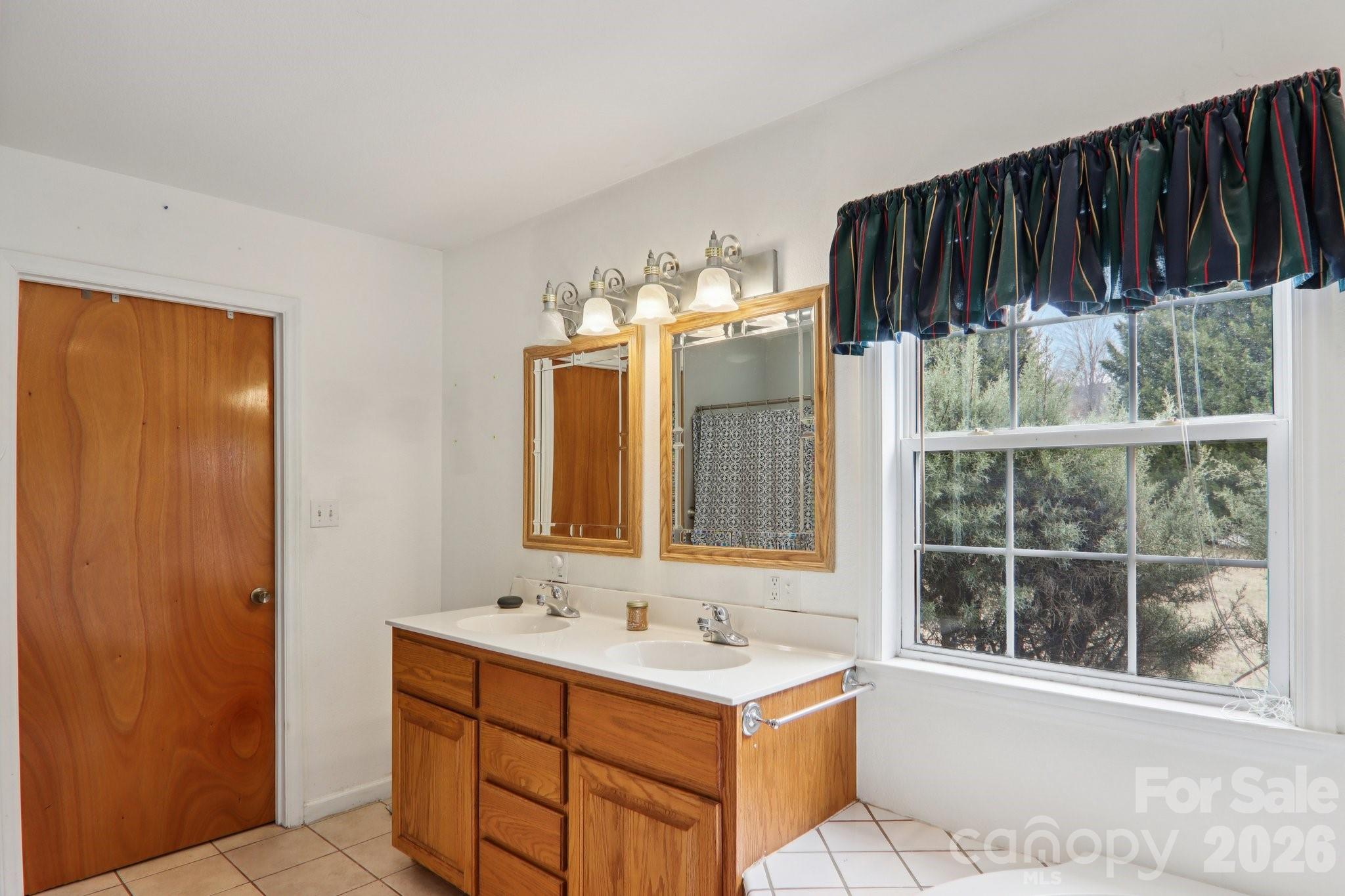 130 Crestview Street Property Photo 22