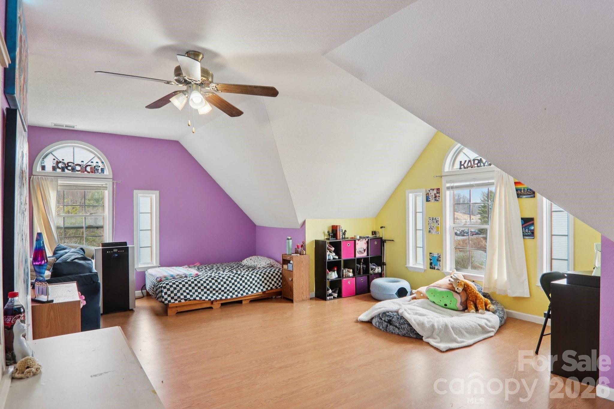 130 Crestview Street Property Photo 32
