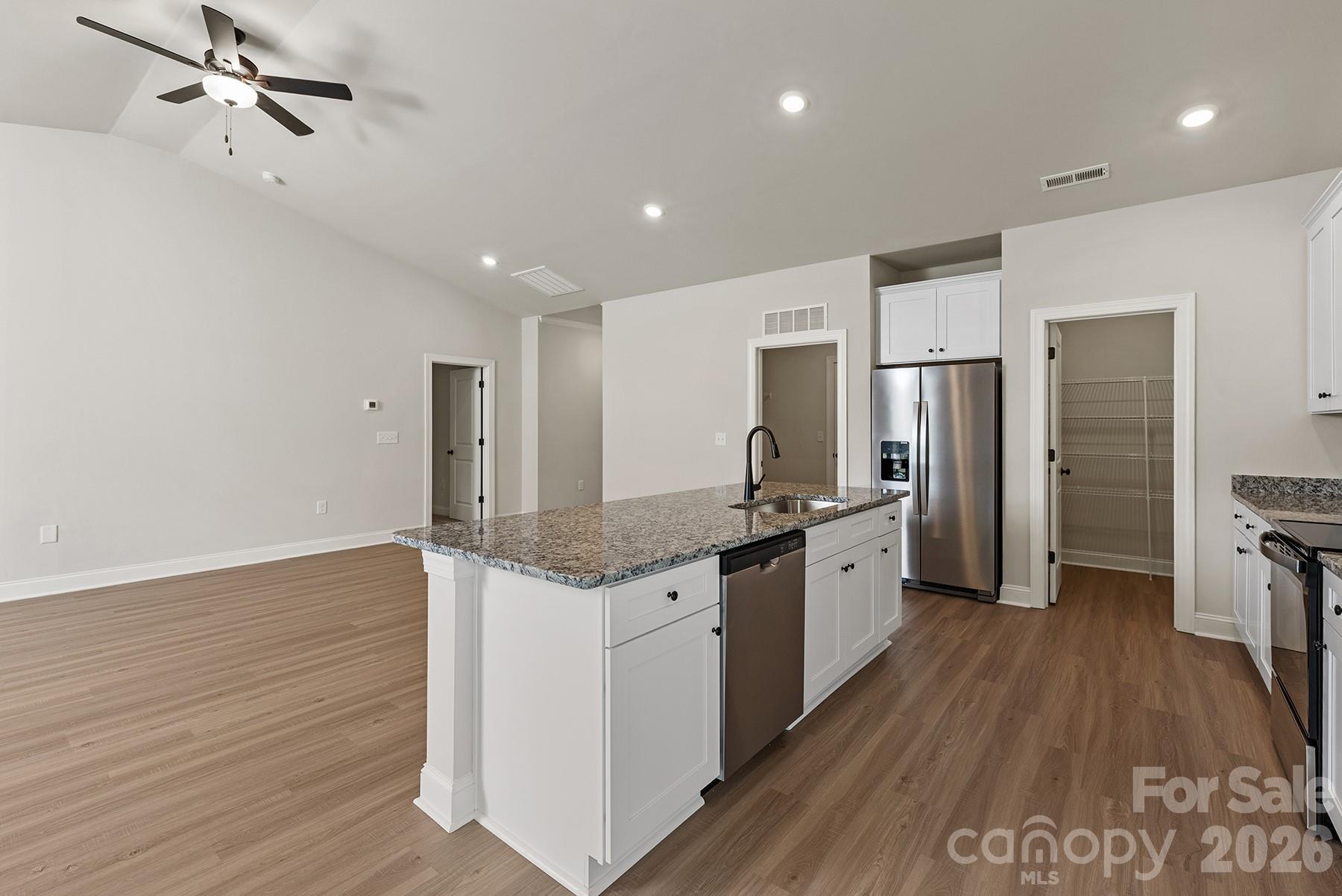 3629 Narrow Lane Property Photo 7