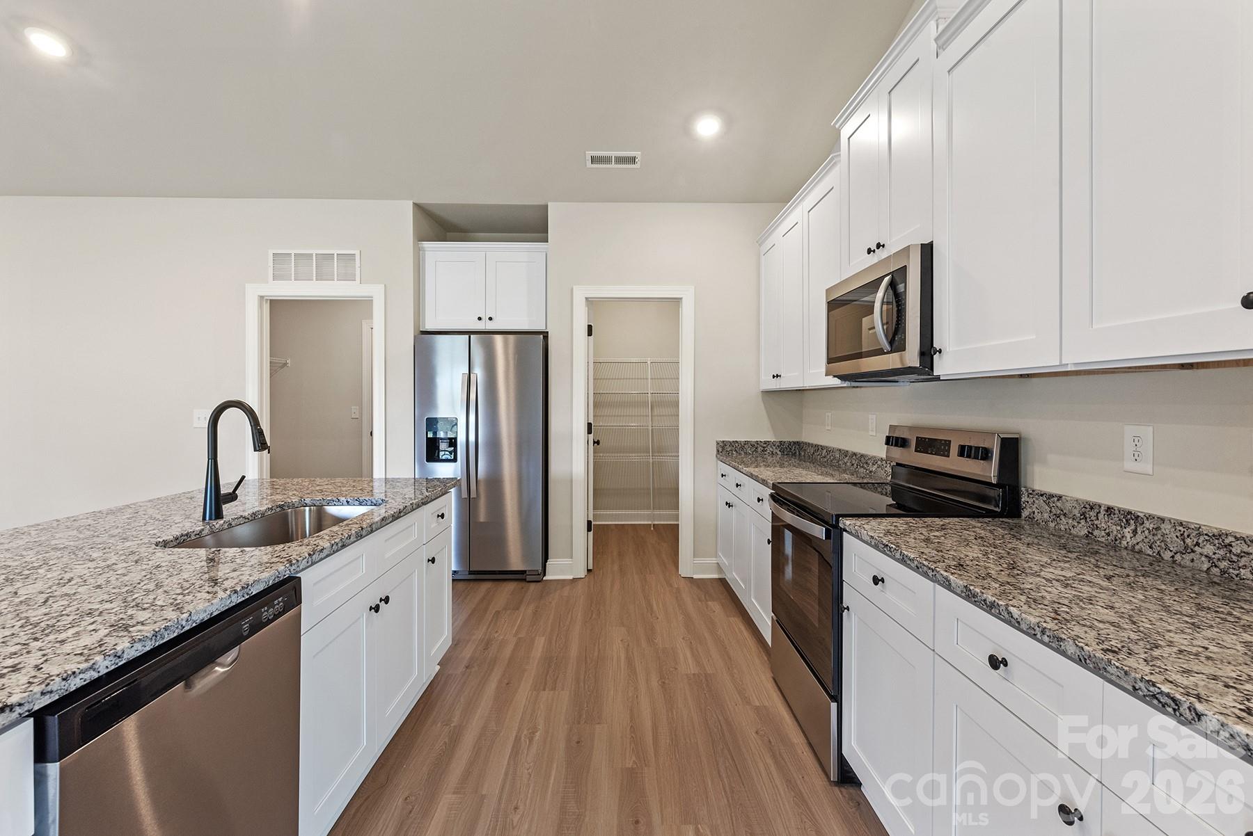 3629 Narrow Lane Property Photo 8
