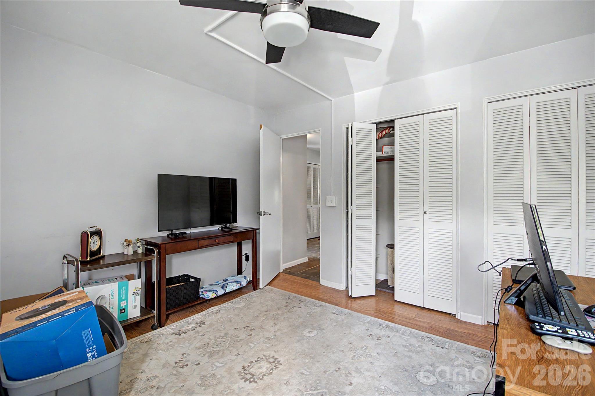 8 Lakemoor Lane 8 Property Photo 33
