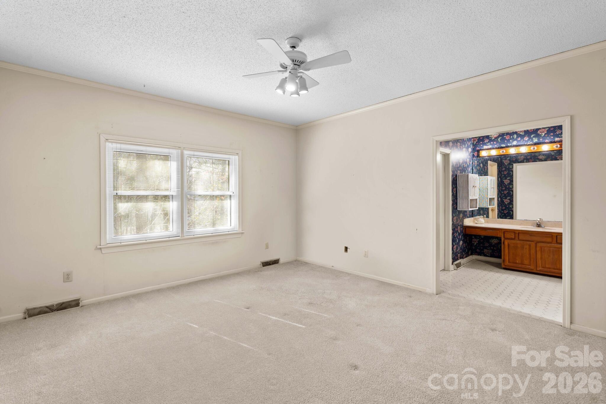 411 Wildwood Drive Property Photo 20