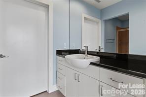 333 W Trade Street 1401 Property Photo 17