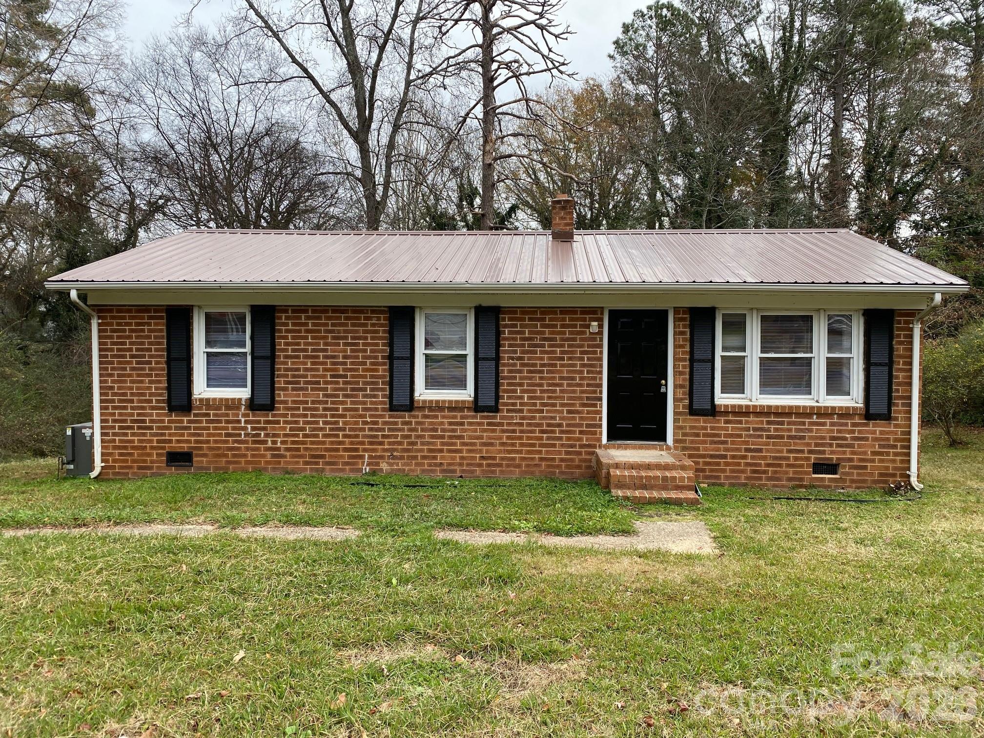 406 N Rutherford Street Property Photo 1