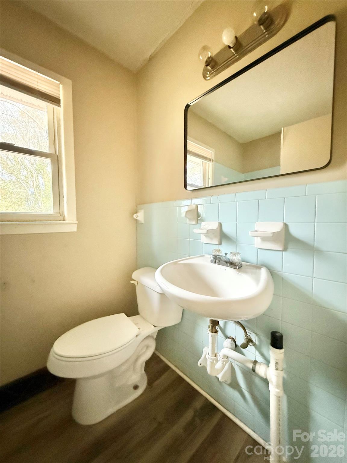 406 N Rutherford Street Property Photo 9