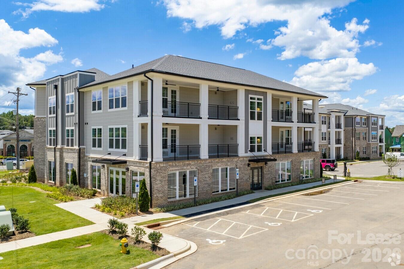 15400 Statesville Road B1 Property Photo 1