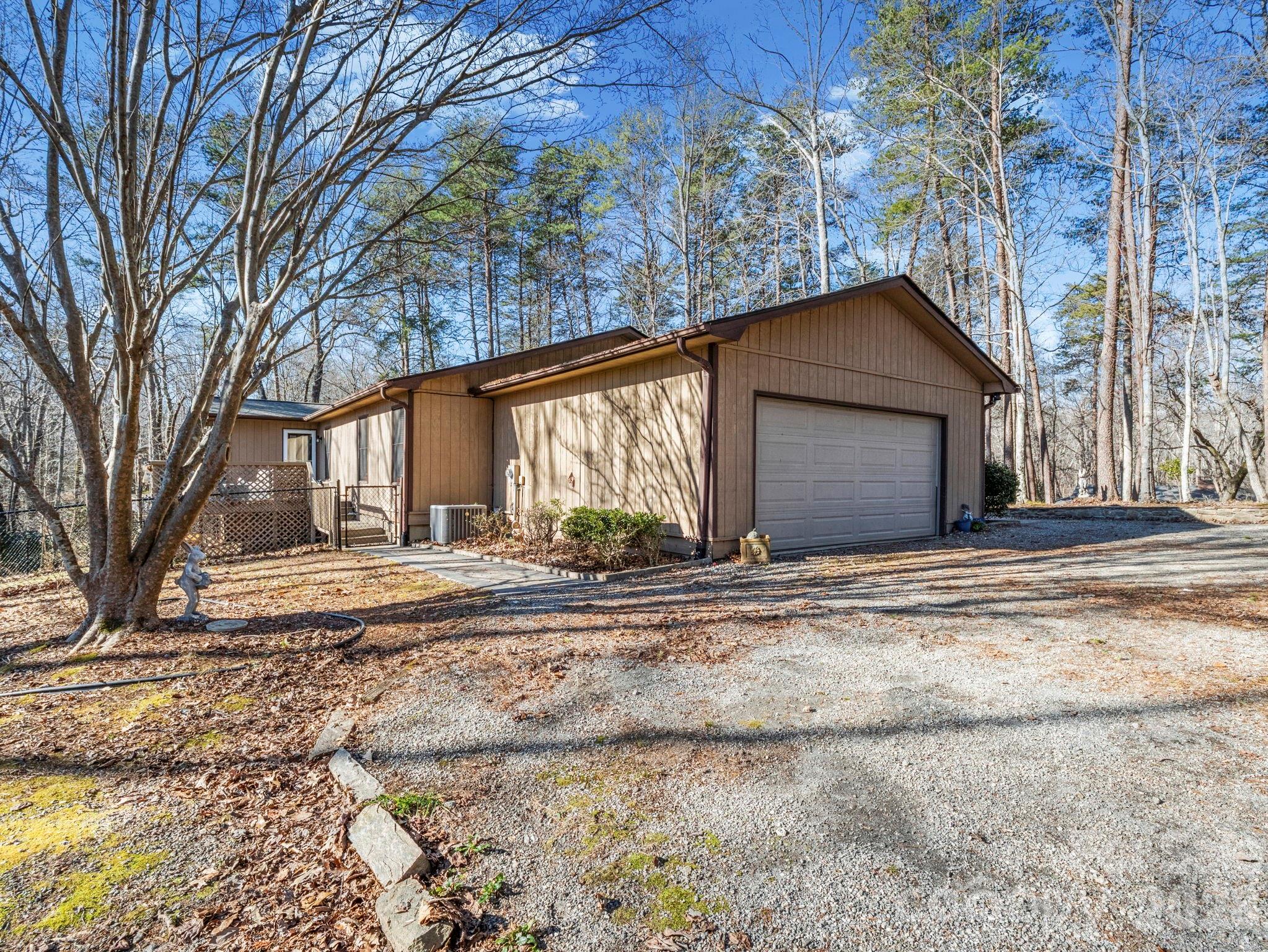 423 Mountain View Drive Property Photo 6