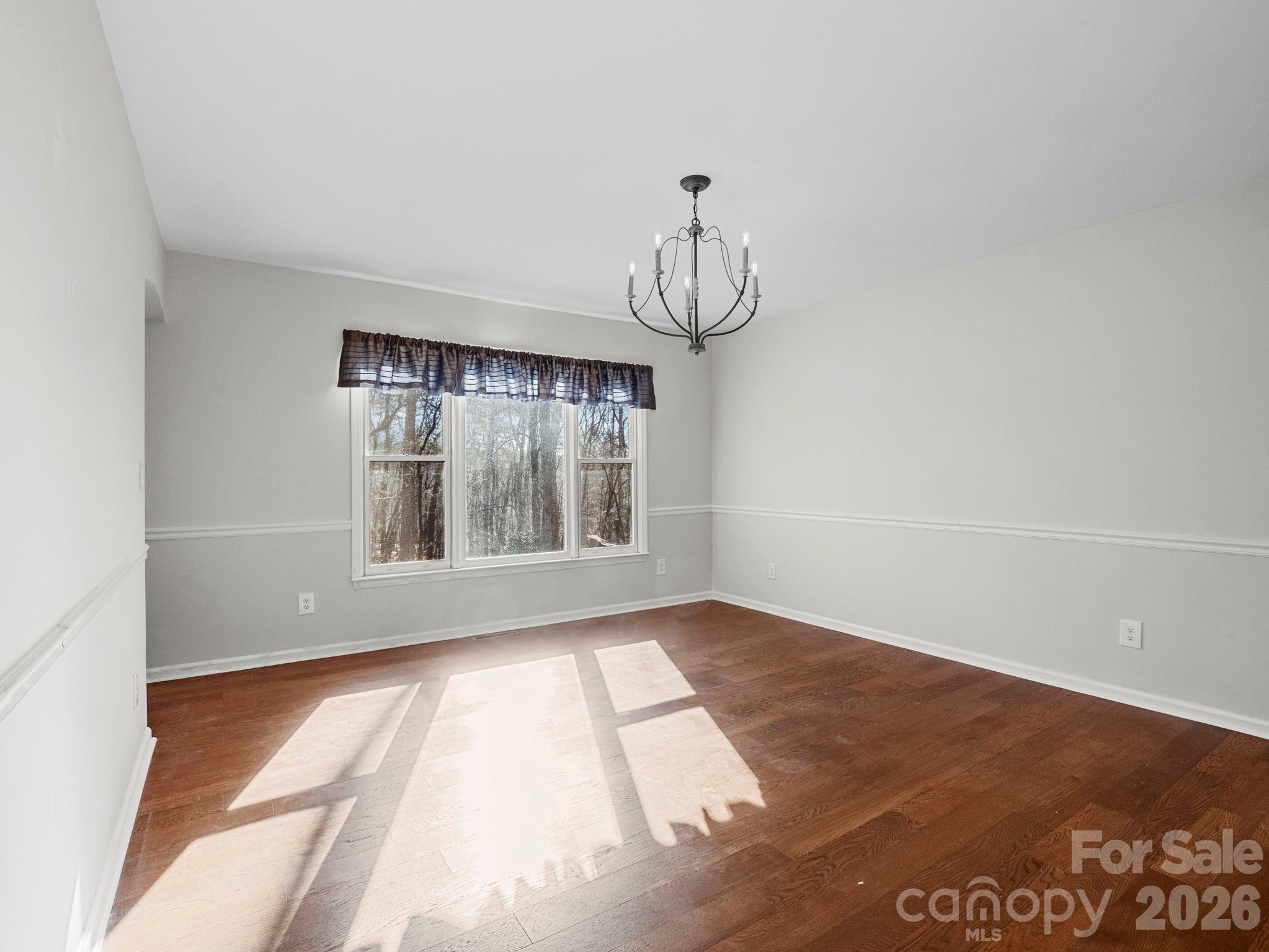 423 Mountain View Drive Property Photo 11