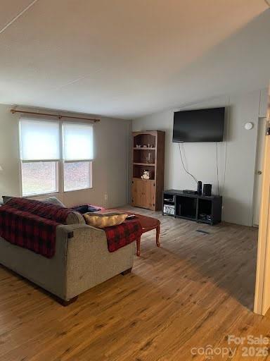 113 Crois Court Property Photo 4
