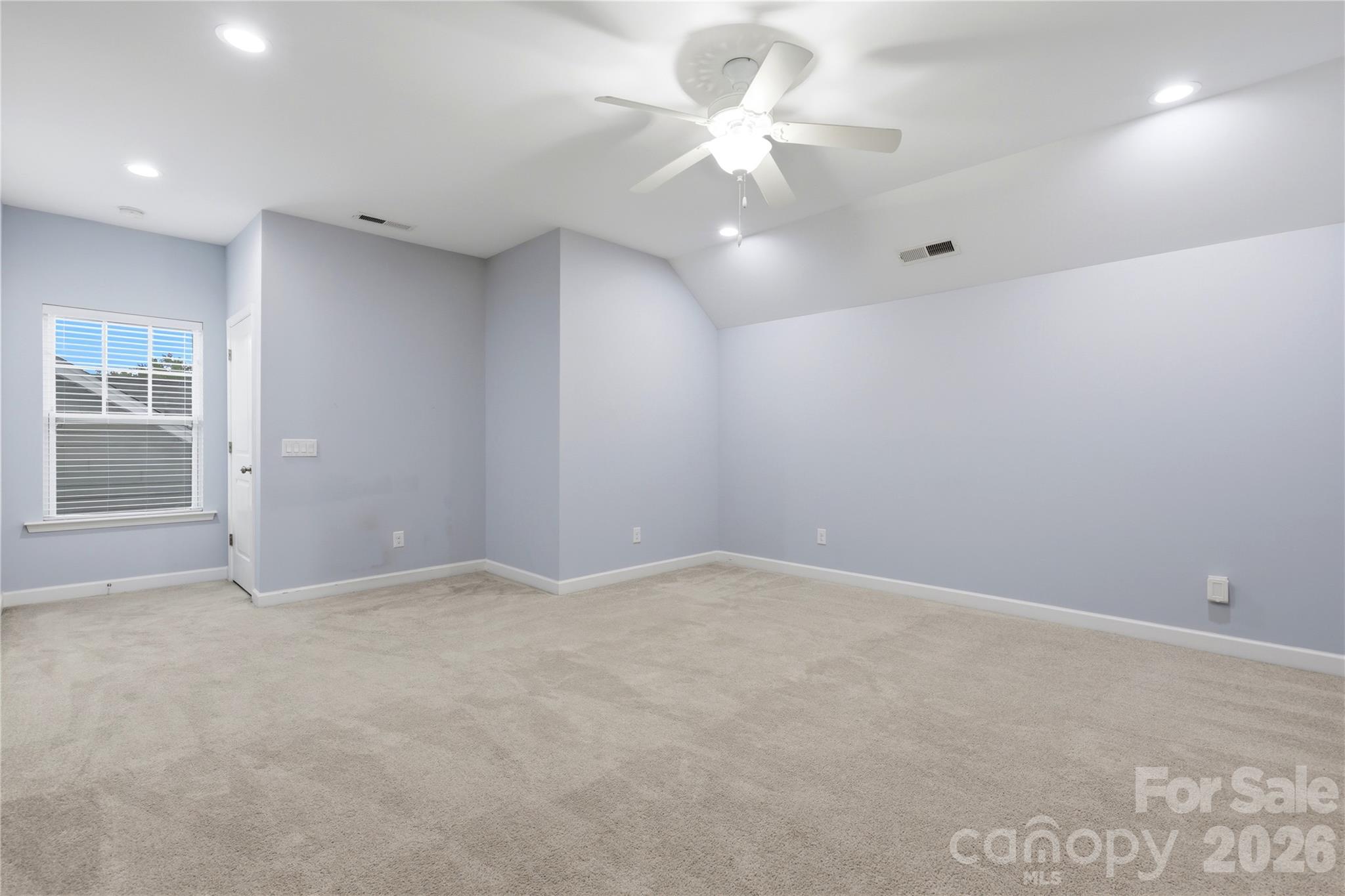 5401 Meadowcroft Way Property Photo 27