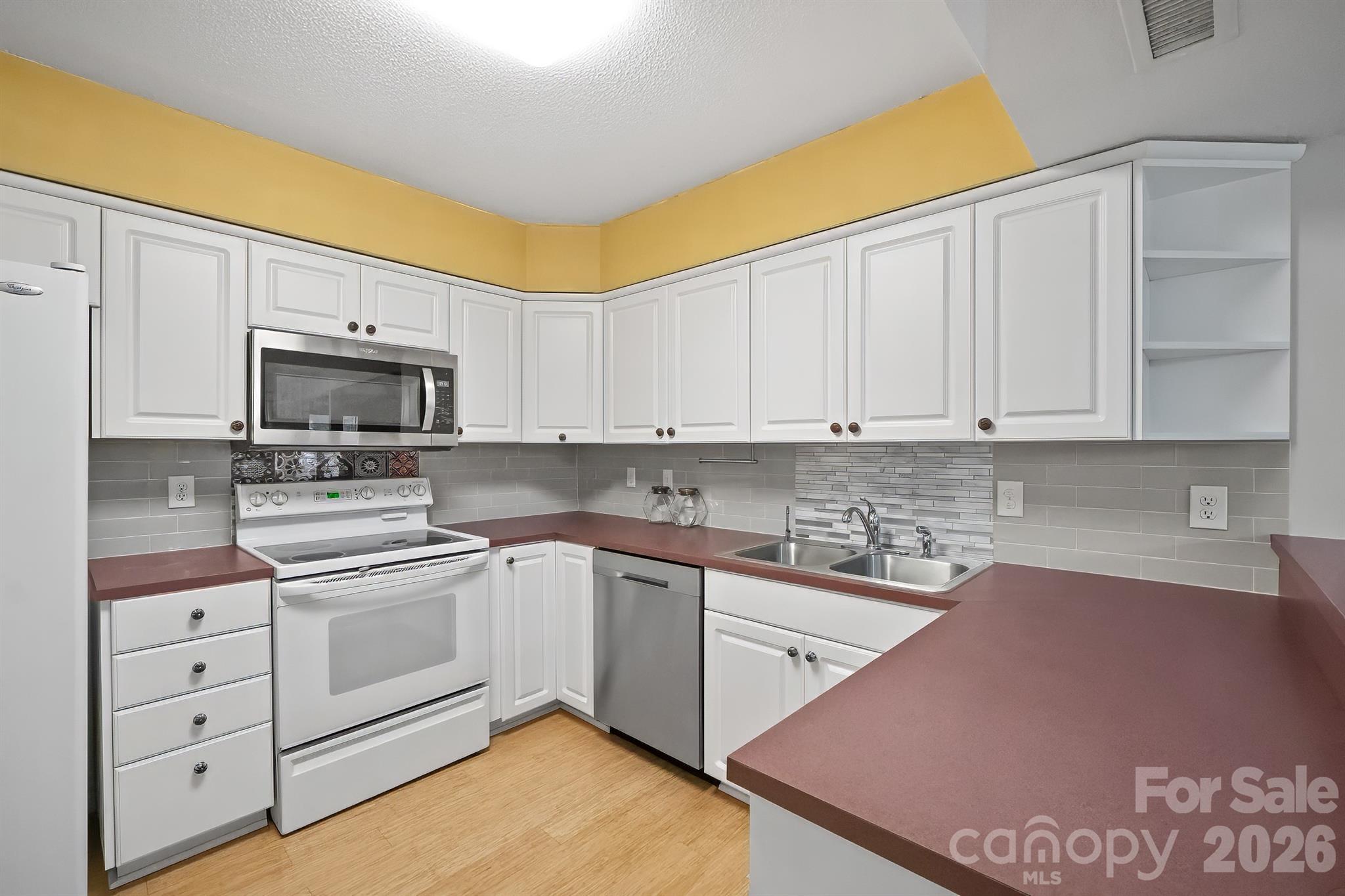 7331 Winery Lane Property Photo 16