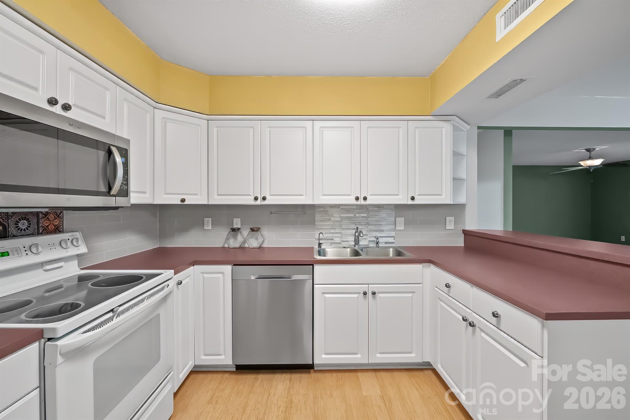 7331 Winery Lane Property Photo 17