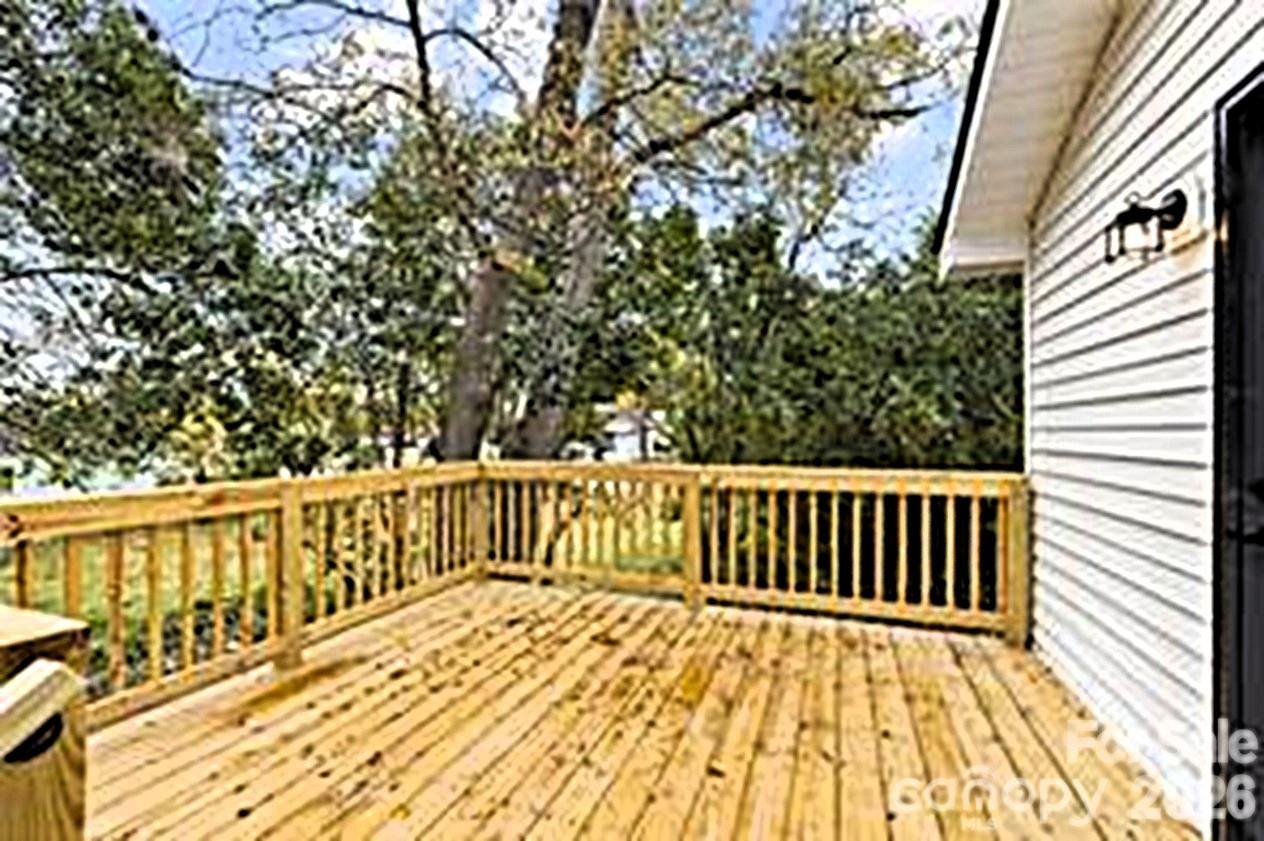 332 Dunlap Street Property Photo 10