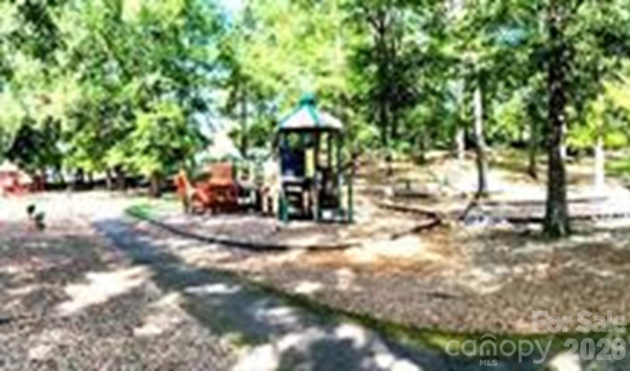 332 Dunlap Street Property Photo 14