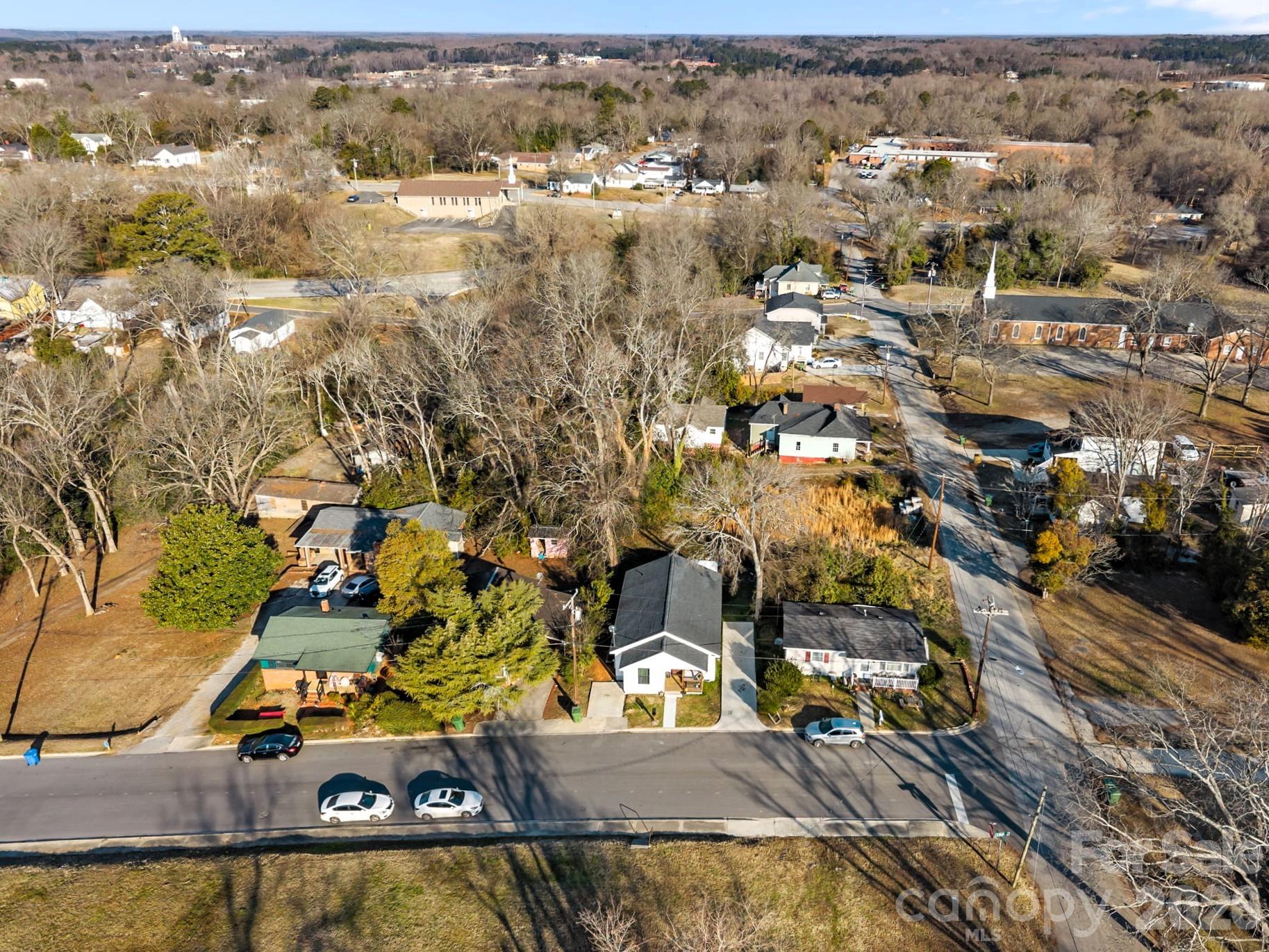 332 Dunlap Street Property Photo 16