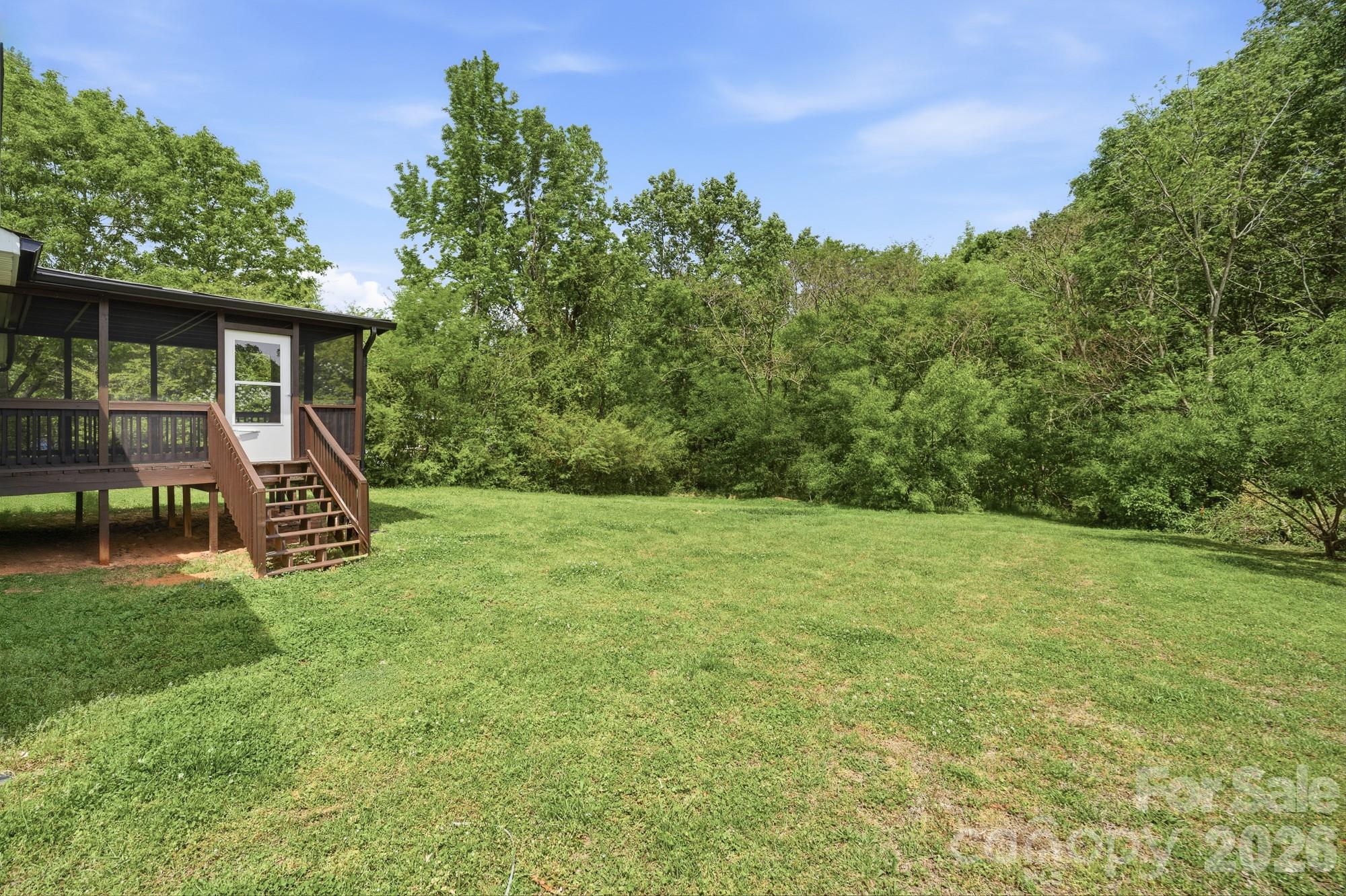 219 Breezewood Drive Property Photo 20