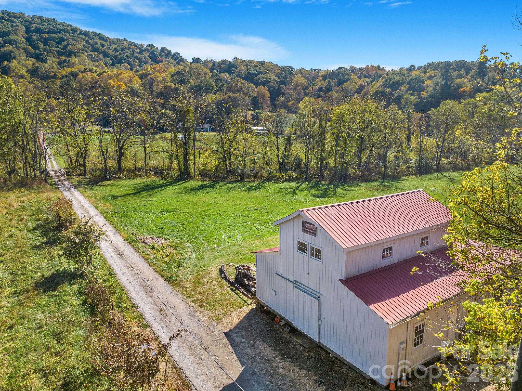 22 Mountain Spring Lane Property Photo 4