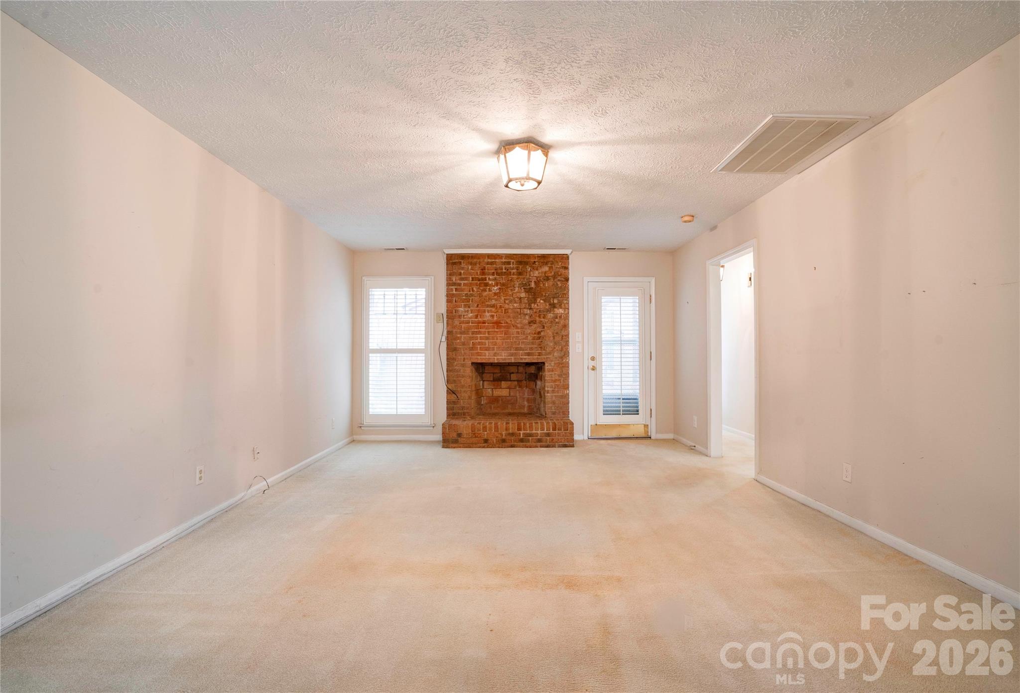 97-1 Edgemont Avenue Property Photo 3