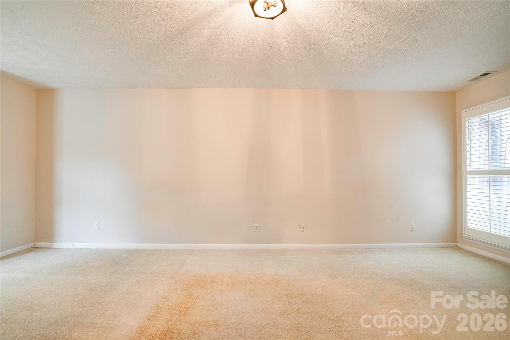 97-1 Edgemont Avenue Property Photo 5