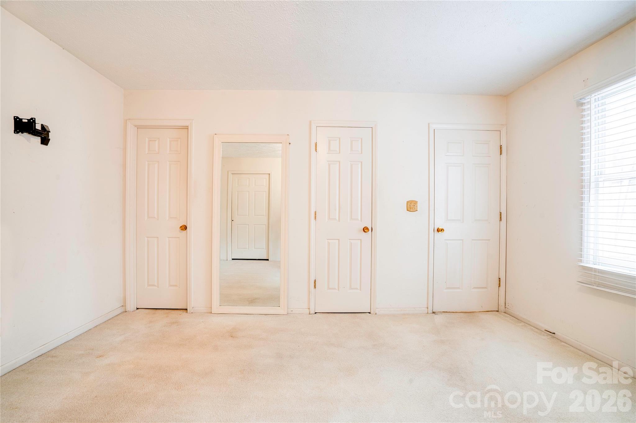 97-1 Edgemont Avenue Property Photo 13