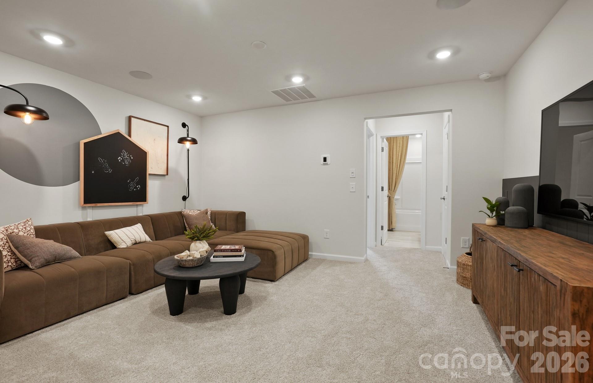 1613 Riverbend Avenue 98 Property Photo 39