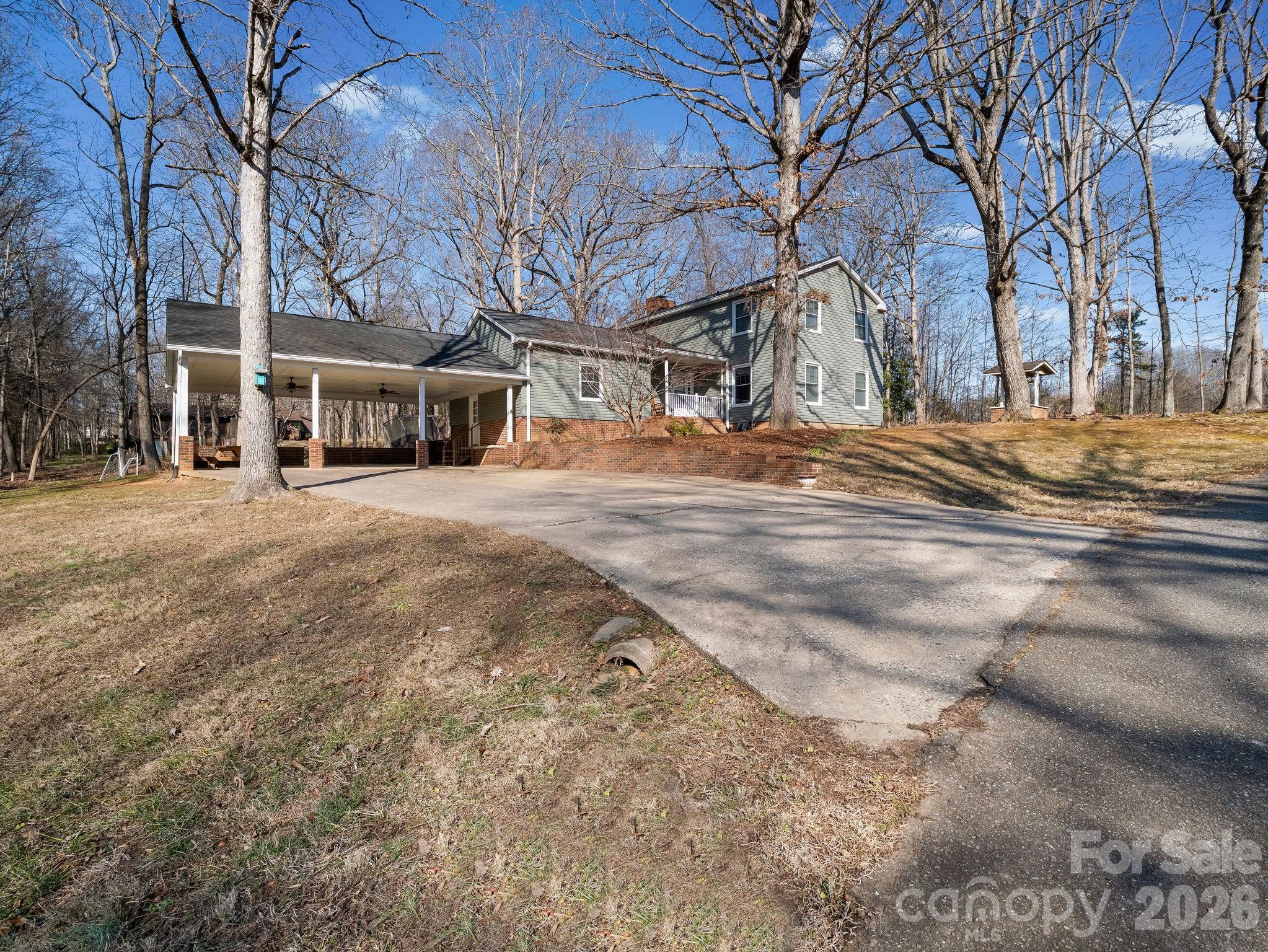 1409 Thea Drive Property Photo 1
