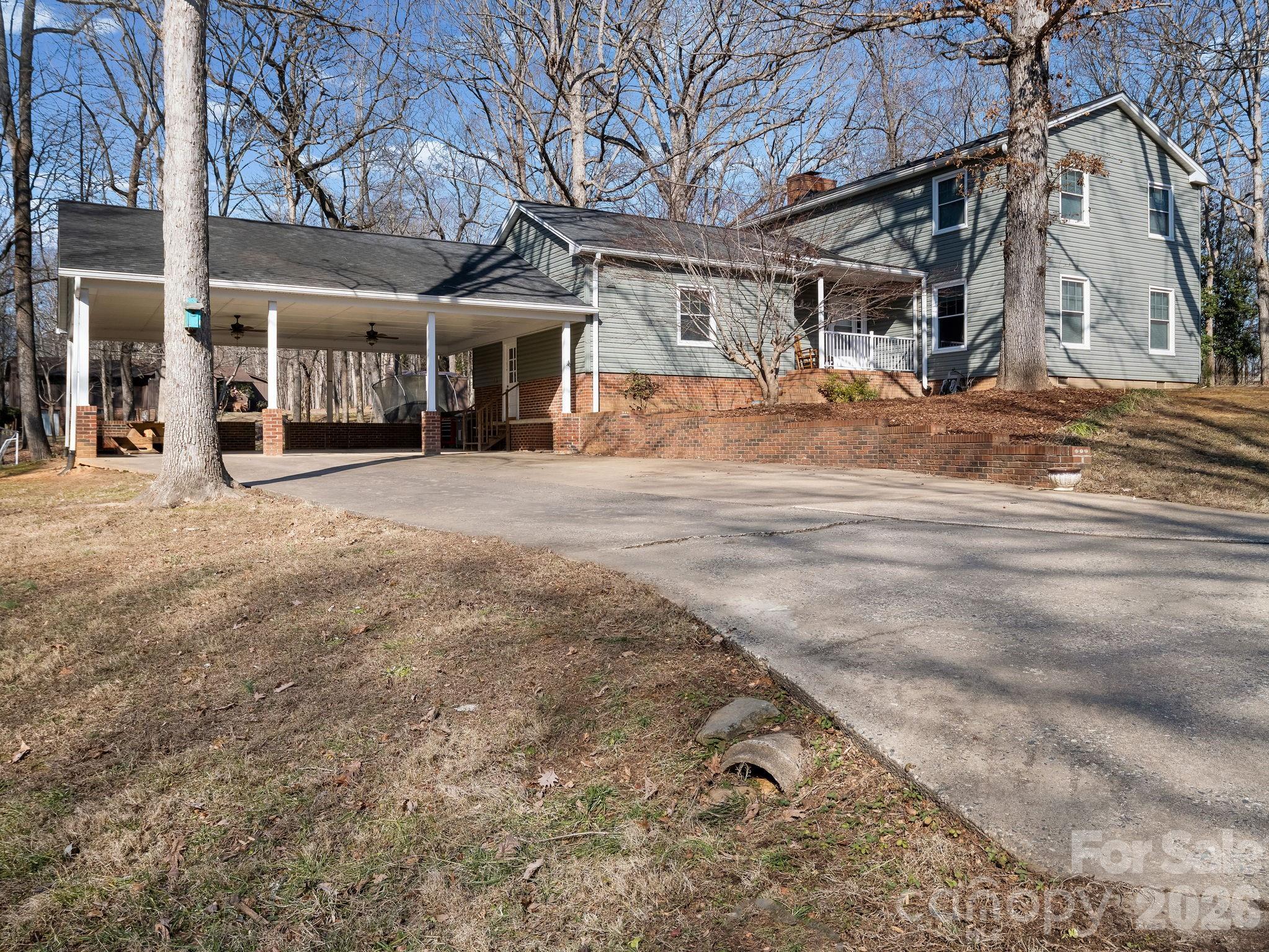 1409 Thea Drive Property Photo 6
