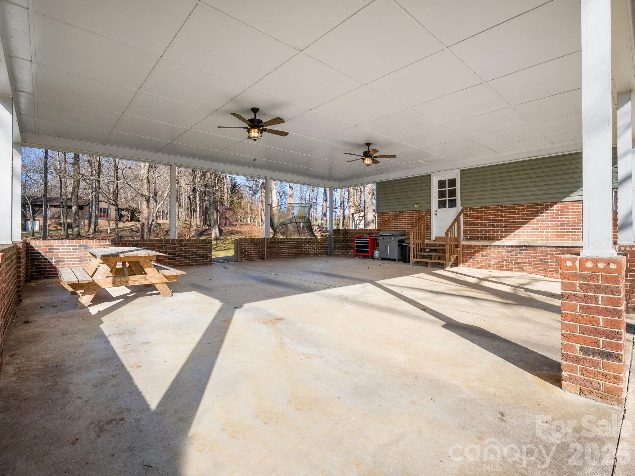 1409 Thea Drive Property Photo 38
