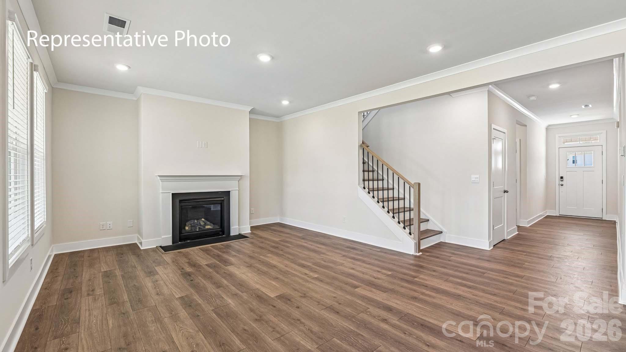 4225 Round Table Drive Property Photo 2