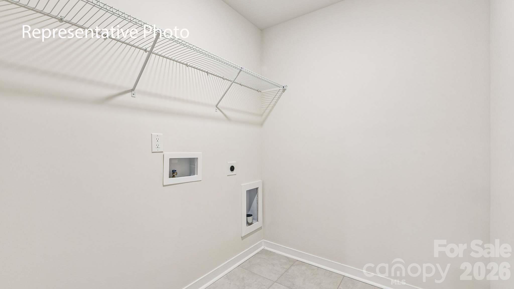 4225 Round Table Drive Property Photo 33
