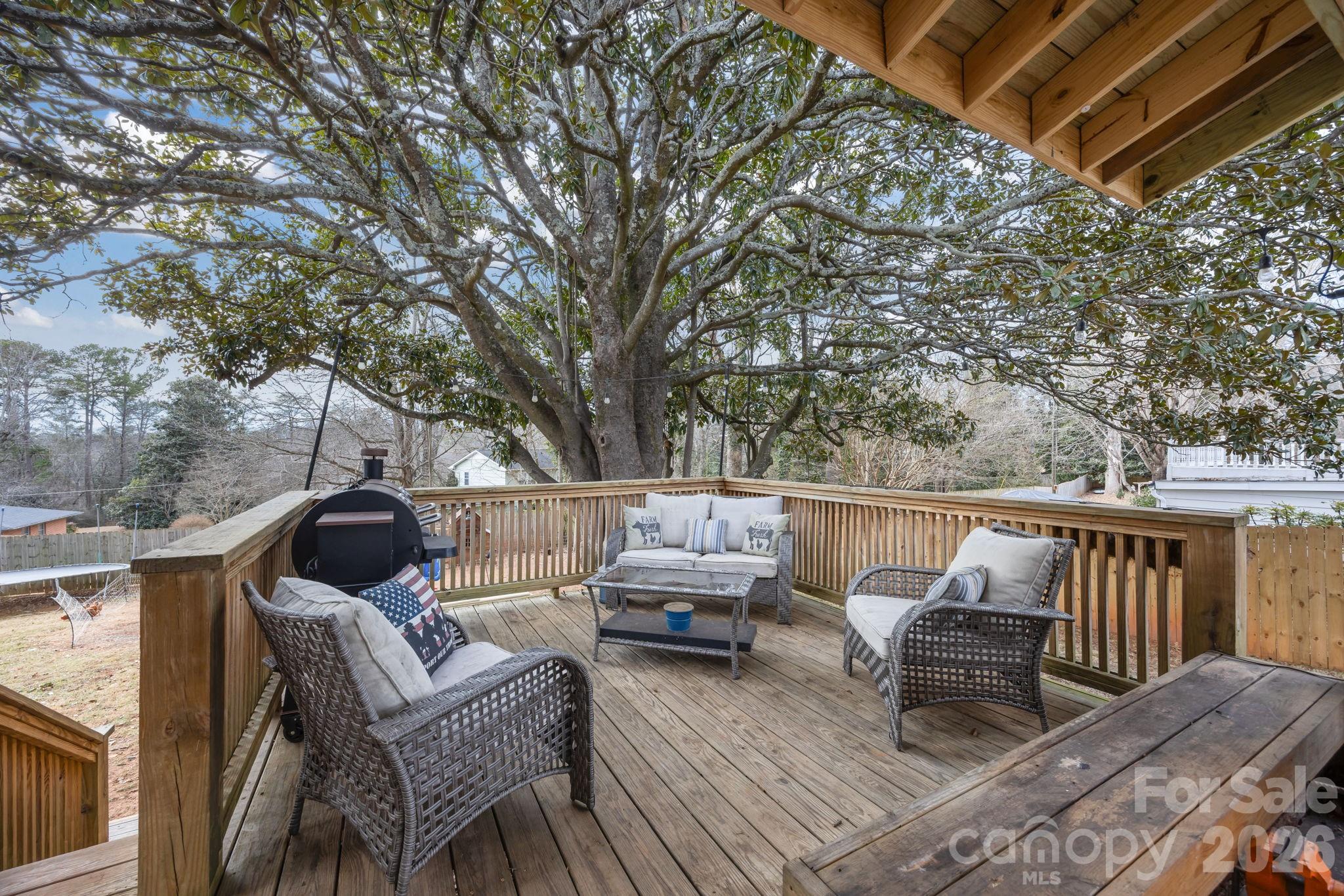 275 Tanner Street Property Photo 7