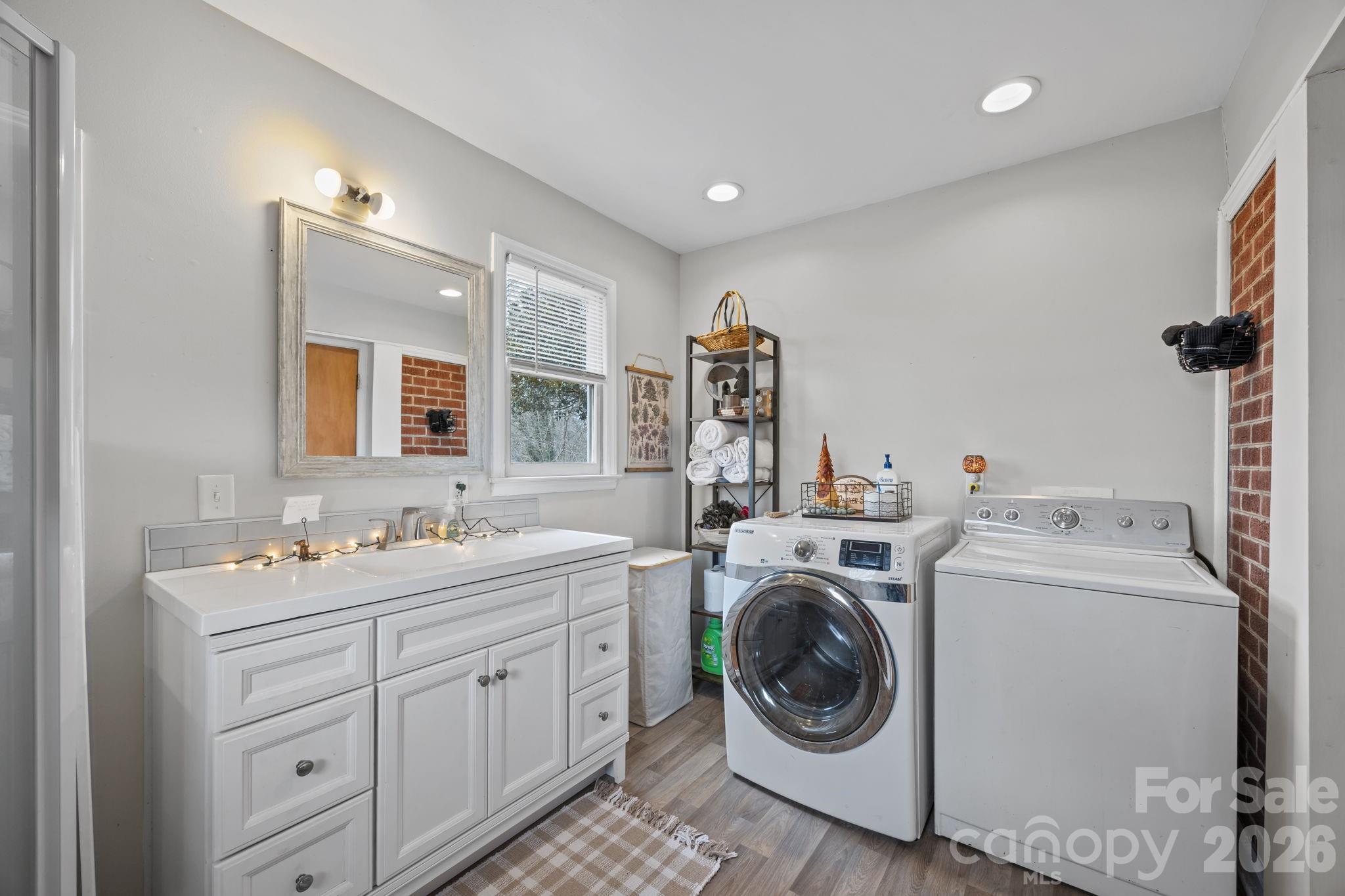 275 Tanner Street Property Photo 32