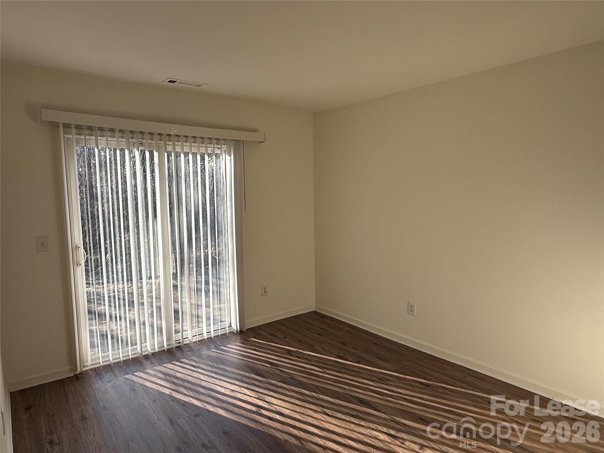 6319 Elliott Drive Property Photo 3