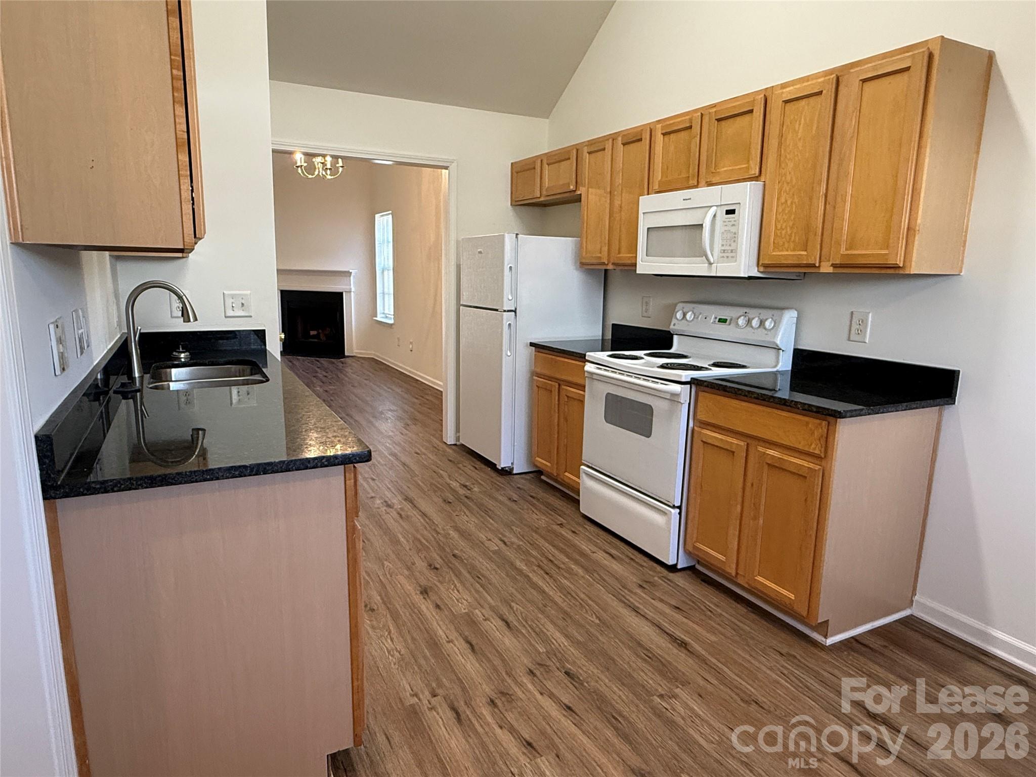 6319 Elliott Drive Property Photo 6